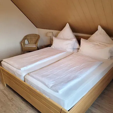 Lotsenhaus شقة